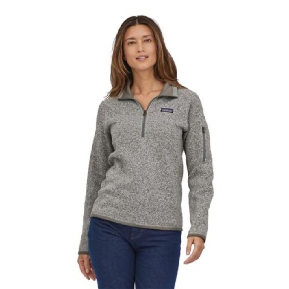 Patagonia women’s better sweater 1/4 zip in heathered light grey